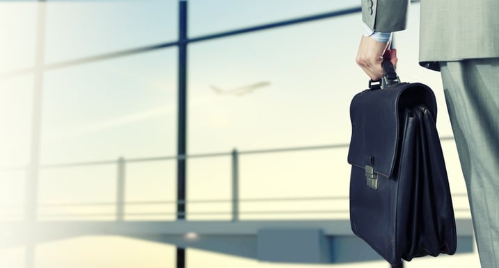 Voyager seul est une excellente technique pour se faire surclasser en classe affaires en avion