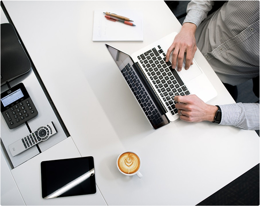 desk-laptop
